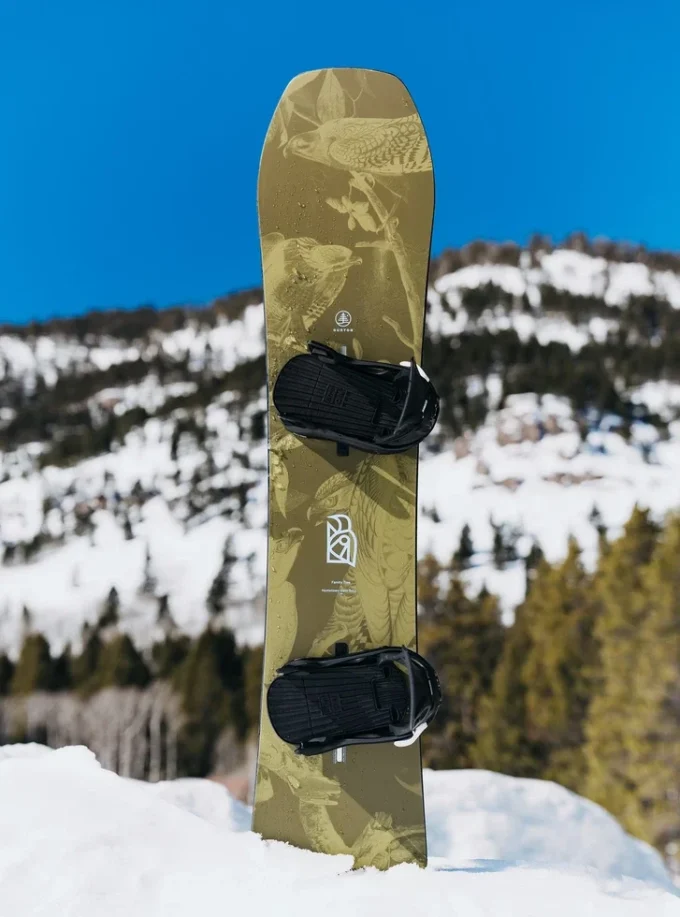 Burton Family Tree Hometown Hero Camber snowboard til børn