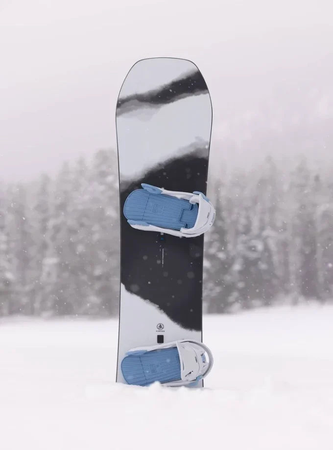 Burton Family Tree Hometown Hero Smalls Camber snowboard til børn