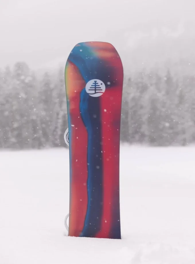 Burton Family Tree Hometown Hero Smalls Camber snowboard til børn