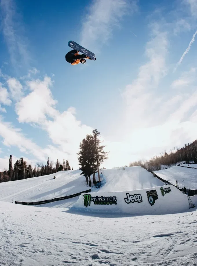Burton Free Thinker Camber snowboard til mænd