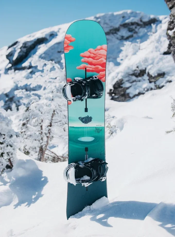 Burton Yeasayer Flying V snowboard til kvinder
